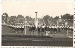 ** 3 Db Régi Fotó Budapesti Sportünnepélyről A 30-as évekből, Zrínyi Miklós Reálgimnázium Diákjai / 3 Pre-1945 Photos Fr - Zonder Classificatie