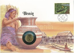 Benin Felbélyegzett Borítékban, Bélyegzéssel, Benne Nyugat Afrikai Államok 1972. 5Fr, Német Nyelvű Leírással T:1
Benin I - Unclassified