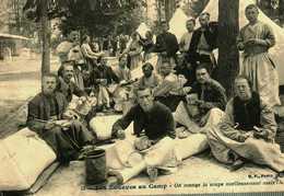 Guerre 14/18   Militaires   Les Zouaves Au Camp - War 1914-18