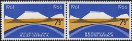 South Africa RSA - 1966 - Mountain Mountains Landscape - 5th Anniversary Of The Republic - Ongebruikt