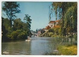 70 - Pesmes -   La Vallée De L'Ognon Et Le Château - Pesmes