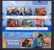 MOZAMBIQUE - MNH - GEOLOGY - VOLCANOS - MI.NO.KLB 6000/5 - CV = 14 € - Volcanos