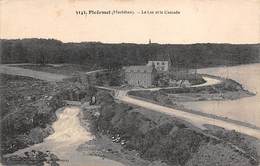 Plöermel         56       Le Lac Et La Cascade   (Voir Scan) - Ploërmel