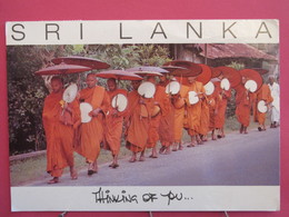 Visuel Pas Très Courant - Sri Lanka - Buddhist Monks - Jolis Timbres - Scans Recto Verso - Sri Lanka (Ceylon)