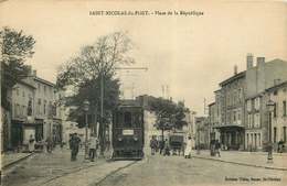 MEURTHE ET MOSELLE   SAINT NICOLAS DU PORT  Place De La Republique  TRAMWAY - Saint Nicolas De Port