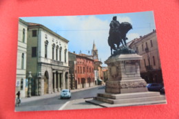 Rovigo Monumento A Garibaldi 1970 + Auto Fiat 600 - Rovigo