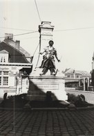 Boussu  - Monument Aux Morts ... Photo Années 80 - Boussu