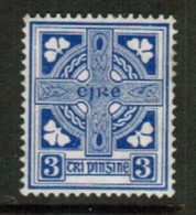 IRELAND  Scott # 111** VF MINT NH (Stamp Scan # 594) - Unused Stamps