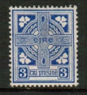 IRELAND  Scott # 111* VF MINT HINGED (Stamp Scan # 594) - Ongebruikt