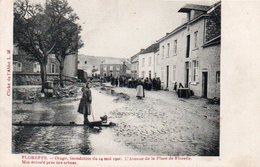 FLOREFFE  Orage  Inondation Du 14 Mai 1906 L'avenue De La Place De Floreffe  Circulé En 1908 - Floreffe