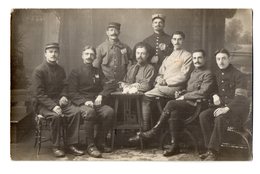 CPA 2852 - MILITARIA - Carte Photo Militaire - Un Groupe De Prisonniers De Guerre En Allemagne - Photo F. BERTHOLD - Personnages