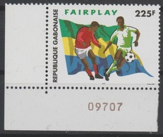 Gabon Gabun 2006 Mi. 1683 Football Fußball Soccer Fairplay Flag Fahne Drapeau RARE ! - Gabón (1960-...)