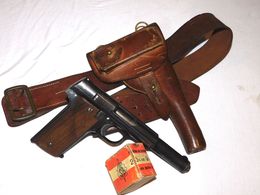 SUPERBE ETUI CUIR PISTOLET ASTRA 400 Modèle 1921 ESPAGNE ESPAÑA SPAIN   #.5  GUERRA CIVIL + CEINTURON + BOITE CARTOUCHES - Armes Neutralisées