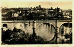 86  Vienne   Chauvigny    Vue De La Ville   Cpsm - Chauvigny