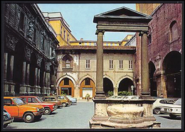 MILANO - PIAZZA MERCANTI / Con Auto Posteggiate (ANNI '70) - Milano