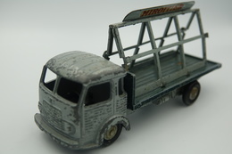 Dinky Toys, N° 33c-F1: SIMCA CARGO GLASS TRUCK , Made In England, 1955-59, Meccano LTD - Dinky