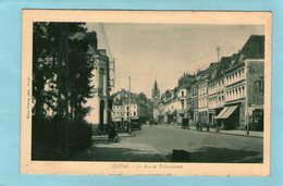 DOUAI - La Rue De Valenciennes - - Douai