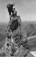 BERGSTEIGEN → Seilschaft Am Rothorb De Zinal, Le Sommer Du Rasoir, Fotokarte Ca.1950 - Gsteig Bei Gstaad