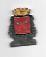 Pin's  Ville, POLICE, AMICALE  COMMISSARIAT  REMIREMONT  ( 88 ) - Police