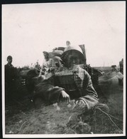 Cca 1942 Dupla Expozíció Ugyanarra Negatívra, Véletlenszerűen Létrejött Fotómontázs Katonákról, Jelzés Nélküli, Vintage  - Sonstige & Ohne Zuordnung