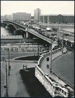 1970 Budapest, A Petőfi Híd Terhelési Próbája A Hídrekonstrukció Után Rengeteg Nehézgépjárművel, Jó állapotban, 23×17,5  - Sonstige & Ohne Zuordnung
