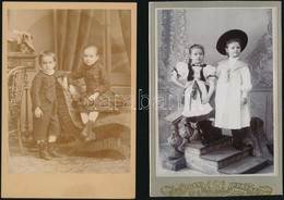 Cca 1900 Műtermi Gyermekportrék, 2 Db Keményhátú Fotó, Egyik Kartonja Vágott, 16×11 Cm - Sonstige & Ohne Zuordnung