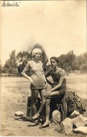 * T2 1930 Balatonalmádi, Almádi; Pár Korabeli Fürdőruhában. Vitéz Mészáros Fényképész, Photo - Ohne Zuordnung