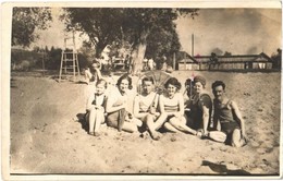 * T2/T3 1933 Olt, Strand Az Olt Mentén, Fürdőzők / Beach Along Olt River, Bathers. Photo (fl) - Ohne Zuordnung