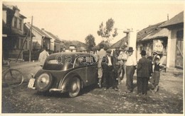 * T1/T2 1939 Taracköz, Teresva; Utcakép, Automobil és Benzinkút / Street View, Automobile, Gas Station. Photo - Sin Clasificación