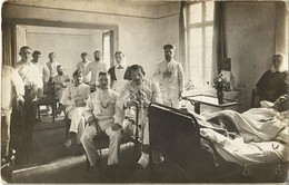 ** T2 Első Világháborús Német Katonák Kórházban / WWI German Injured Soldiers In The Hospital. Photo - Sin Clasificación