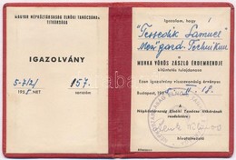 1955. "Munka Vörös Zászló érdemrendje" Viselésre Jogosító Igazolvány T:1- - Ohne Zuordnung