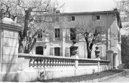 13 - CHATEAUNEUF Le ROUGE :  - CPSM Photo Village ( 2.170 Habitants ) Dentelée Format CPA - Bouches Du Rhône - Andere & Zonder Classificatie