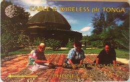 TONGA  -  Phonecards  - Cable § Wireless  - Painting Of Tapa Cloth - T$5 - Tonga