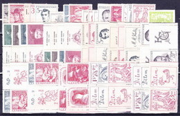 * Tchécoslovaquie Lot Avec Les Timbres Neufs Avec Trace Decharniere Propre (MH)* - Collections, Lots & Séries