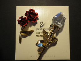 Broches Roses - Crystal - Swarovski En Coffret - TBE - - Brooches