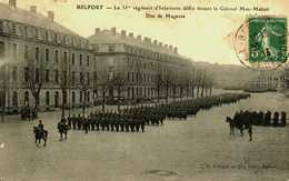 89    Yonne       Belfort    Le 35 Eme Régiment D ' Infanterie  Défile Devant Le Colonel Mac Mahon - Belfort - City