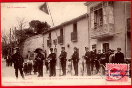 -- LE PERTHUS (Pyrénées Orientales) - POSTE De CARABINIERS ESPAGNOLS / CARTE AFFRANCHIE En ESPAGNE -- - Roussillon