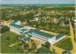 Loiret :  COURTENAY : Les  écoles  1970 - Courtenay