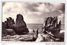 Lesconil - Les Rochers Du Goudoul - Animée - Pont L'Abbe