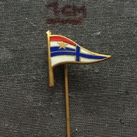 Badge Pin ZN006406 - Rowing Kayak Canoe Swimming Yugoslavia Croatia Split SK Gusar - Rowing