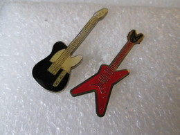 PIN'S   Lot 2 GUITARES - Musique