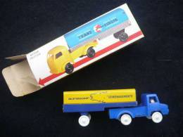 CAMION PUBLICITAIRE SESAME BERLIET STRADAIR  De Stock En Boite !!!! - Pubblicitari