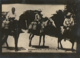 Small Picture Size 6 Cms By 4,5 Cms . Lecheros . Milk Vendors Advert Susini Cigars Cuba . Circa 1910 - República Dominicana