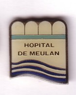 VF215 Pin's Ville Village Médical Hôpital Meulan Yvelines Achat Immédiat - Geneeskunde