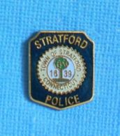 1 PIN'S //  ** LOGO / TOWN OF STRATFORD CONNECTICUT / POLICE DÉPARTMENT / 1639 ** - Police