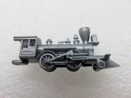 219 - Figurine Miniature D’une Locomotive à Vapeur  - Unicolore - Autres & Non Classés