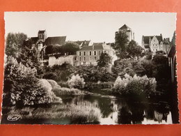 LE PONT ET L'EGLISE FORTIFIEE - La Roche Posay