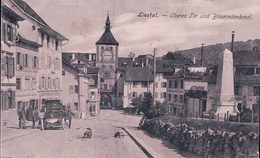 Liestal, Oberes Tor Und Bauerndenkmal, Véhicule Automobile (2569) Plis - Liestal