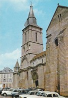 LA SOUTERRAINE. - L'Eglise Et La Place Du Marché. Voitures Années 60 1er Plan - La Souterraine