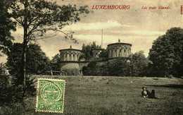 Luxembourg     Luxembourg      Les Trois Glands - Luxembourg - Ville